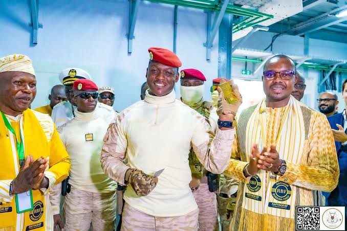 BURKINA FASO INAUGURA SU PRIMERA REFINERÍA NACIONAL DE ORO