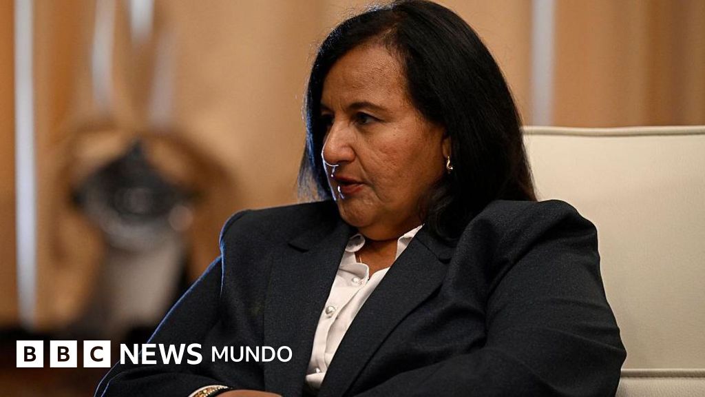 Dinorah Figuera apunta a elecciones presidenciales en 2027 tras depurar el registro