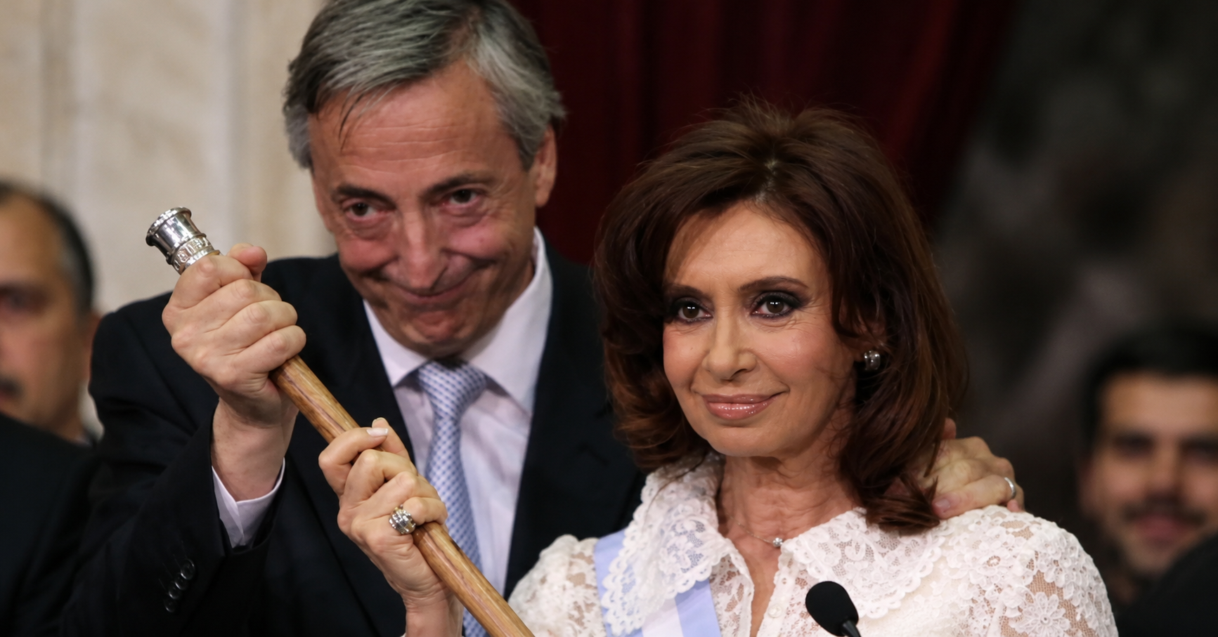 Acusan a la familia Kirchner de incrementar su firma hotelera