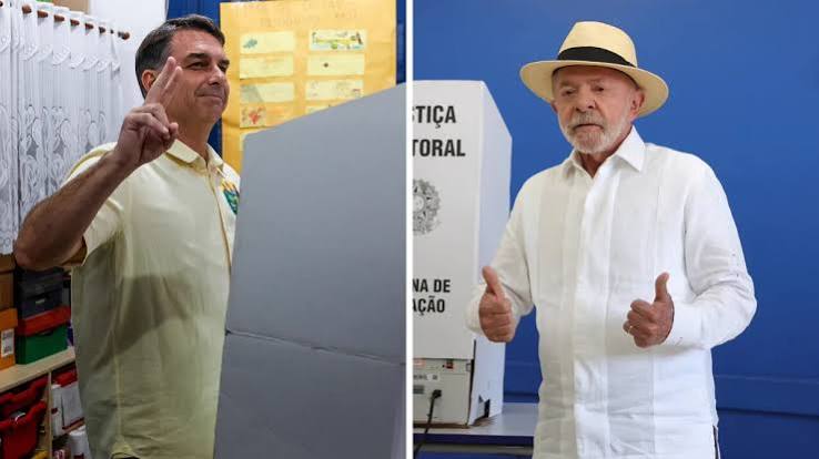 FLÁVIO BOLSONARO LIDERA Y LULA RECORTA DISTANCIAS EN BRASIL