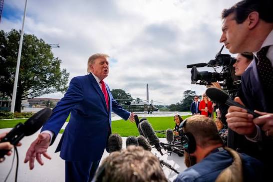 Donald Trump califica como interesante un duelo entre Delcy Rodríguez y María Corina Machado