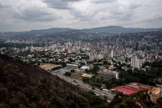 Venezuela genera 13 de los 16 gigavatios de luz que necesita