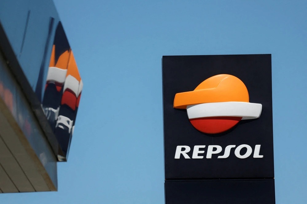 Repsol quadruples profit and will raise output in Venezuela