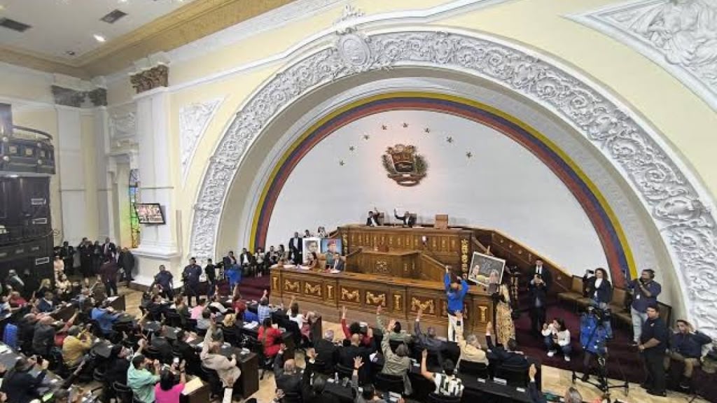 Proponen sustituir prisión por multas en ley contra el odio